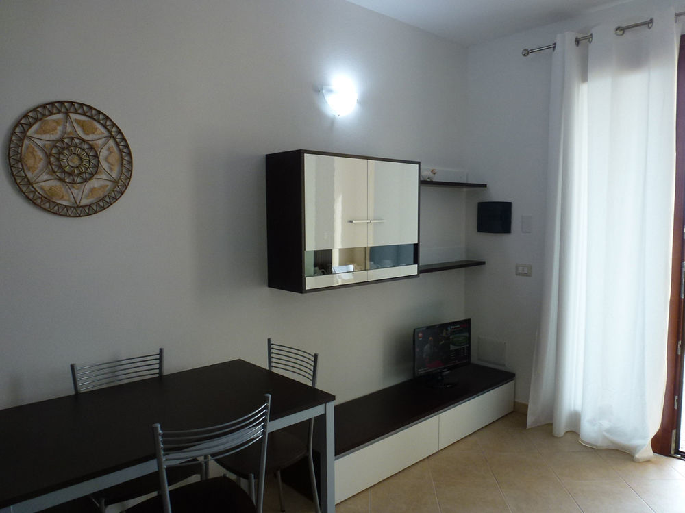 Residence Li Russi กัสเตลซาร์โด ภายนอก รูปภาพ